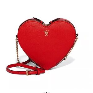 VICTORIA'S SECRET
Heart Crossbody Bag